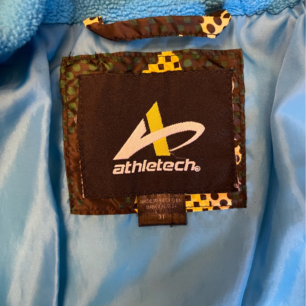 Boys winter jacket - Picture 2 of 3